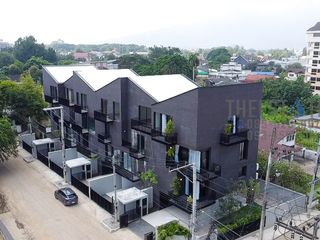 For sale 1 bed townhouse in Mueang Chiang Mai, Chiang Mai