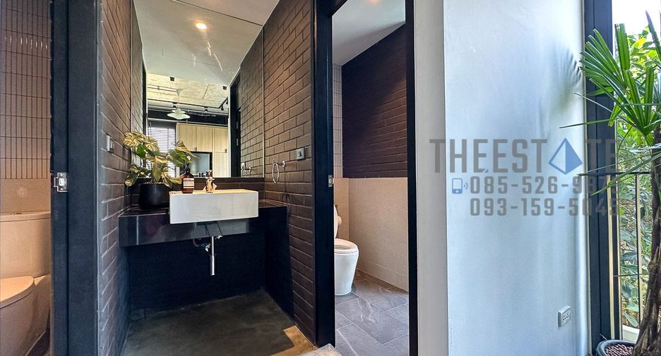 For sale 1 bed townhouse in Mueang Chiang Mai, Chiang Mai
