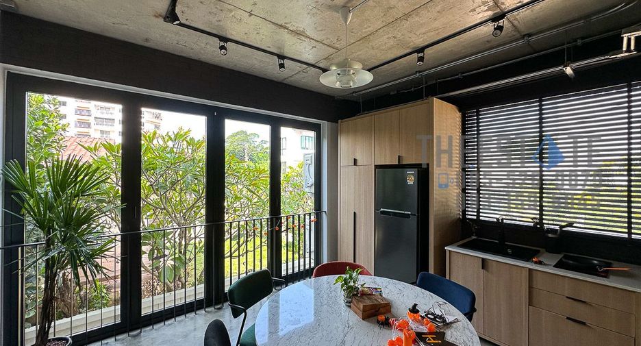 For sale 1 bed townhouse in Mueang Chiang Mai, Chiang Mai