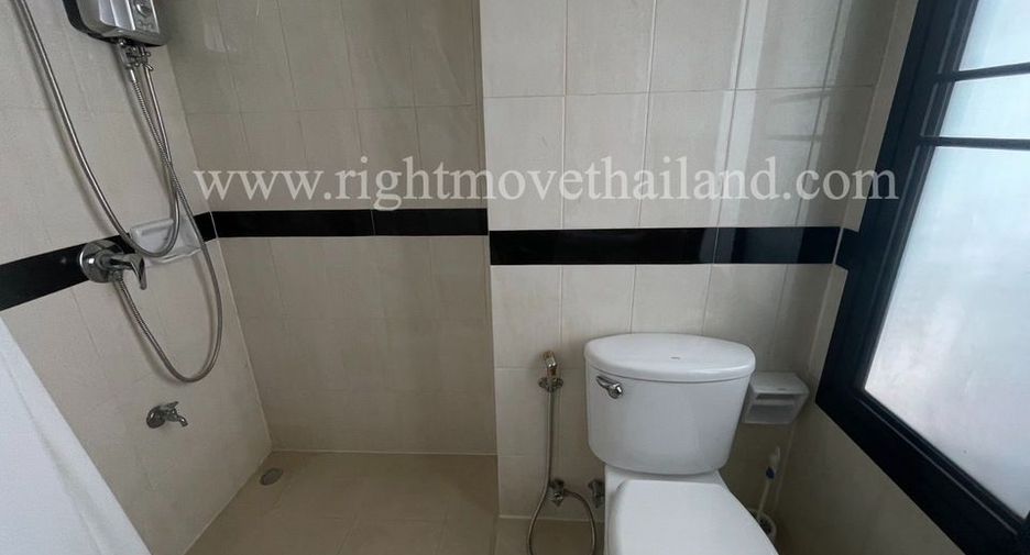 For sale 3 bedrooms townhouse in Prawet, Bangkok