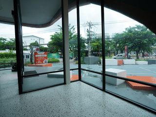 Gewerbefläche zur Miete in Bang Na, Bangkok