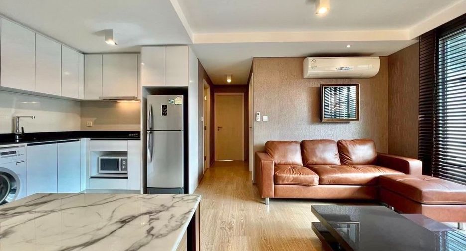 For rent 2 bedrooms condo in Watthana, Bangkok