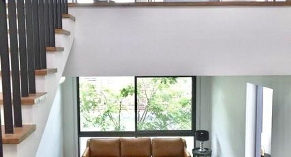 Casa en alquiler de 4 habitaciones en Watthana, Bangkok