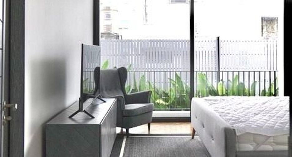 Casa en alquiler de 4 habitaciones en Watthana, Bangkok