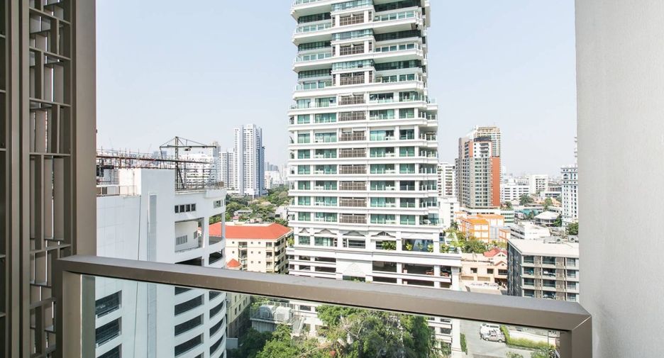 Wohnung zur Miete und zum Kauf mit 2 Zimmer in Khlong Toei, Bangkok