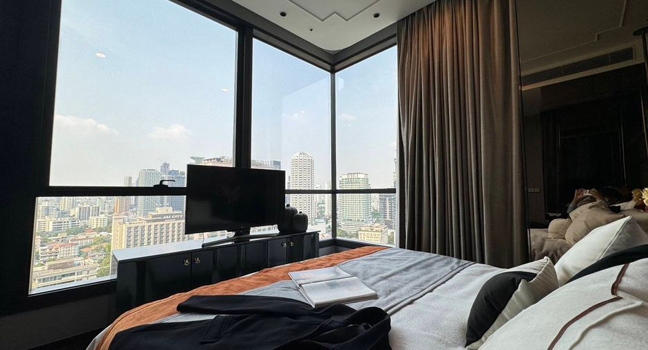 For rent 2 bed condo in Khlong Toei, Bangkok