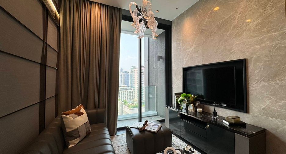 For rent 2 bed condo in Khlong Toei, Bangkok