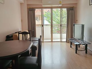 For rent 2 bed condo in Saphan Sung, Bangkok