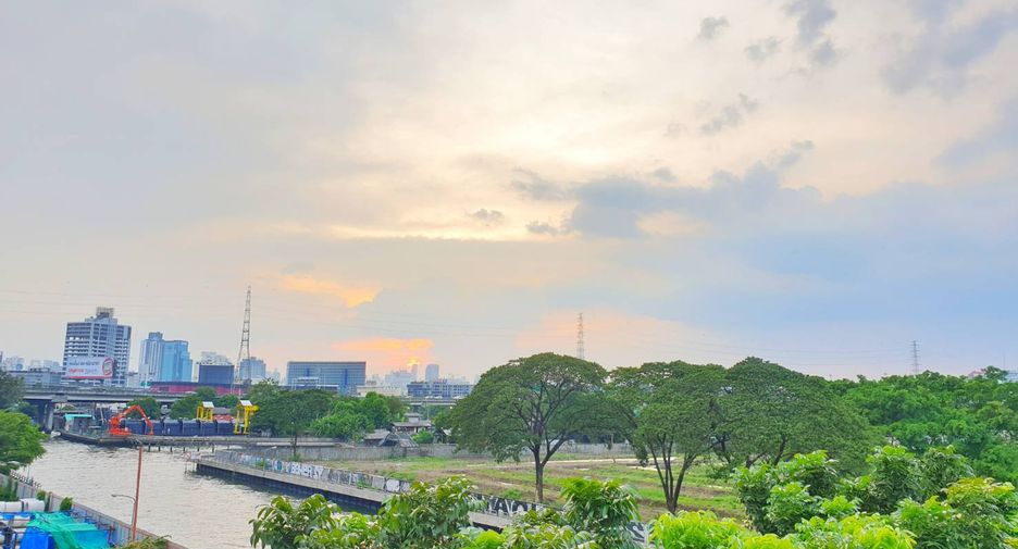 For rent 1 bed condo in Bang Kapi, Bangkok