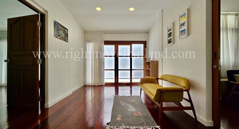 For rent 2 bedrooms house in Lat Phrao, Bangkok
