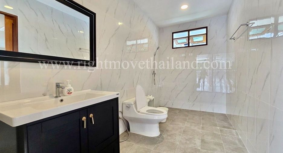 For rent 2 bedrooms house in Lat Phrao, Bangkok