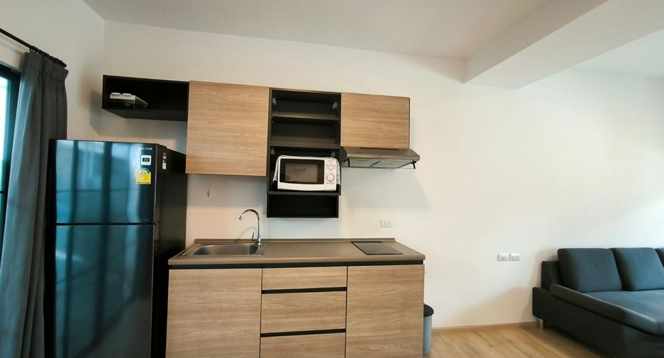 For rent 2 bed townhouse in Bang Phli, Samut Prakan