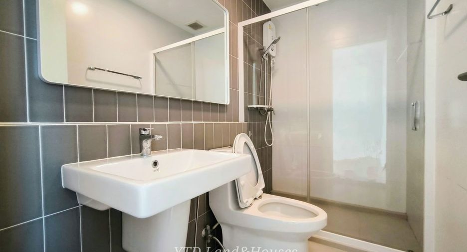 For rent 2 bed townhouse in Bang Phli, Samut Prakan