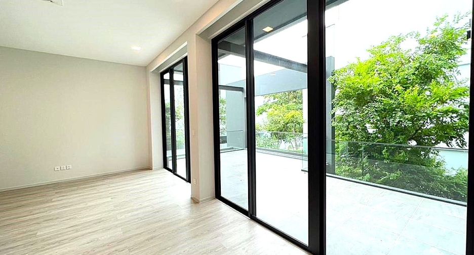 Haus zur Miete mit 4 Zimmer in Saphan Sung, Bangkok