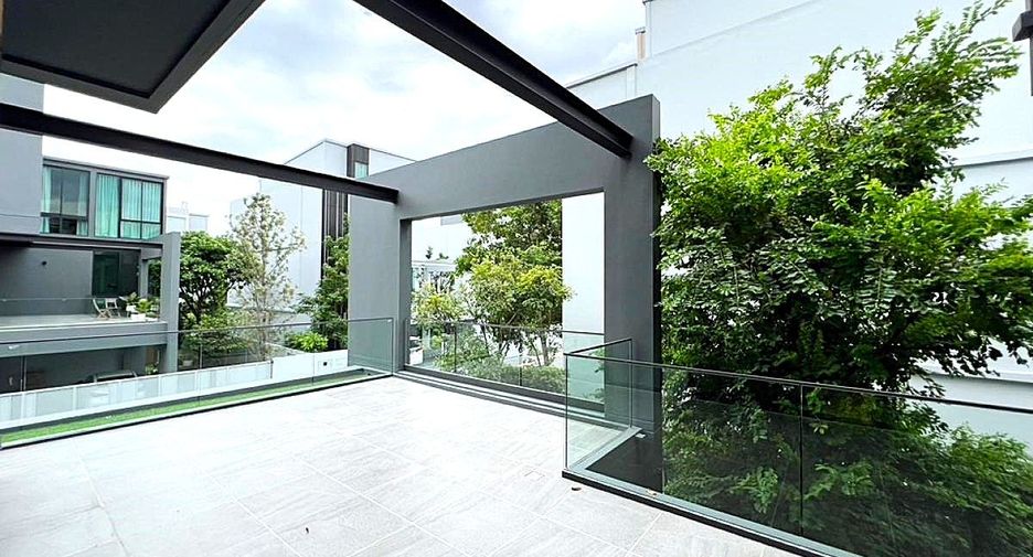 Haus zur Miete mit 4 Zimmer in Saphan Sung, Bangkok