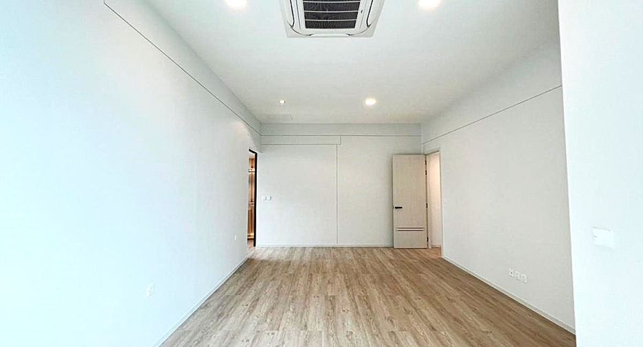 Haus zur Miete mit 4 Zimmer in Saphan Sung, Bangkok