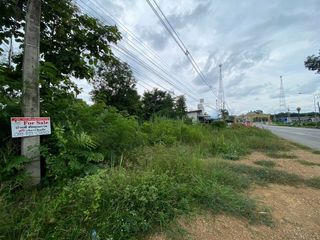 For sale land in Ban Lat, Phetchaburi
