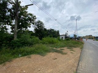 For sale land in Ban Lat, Phetchaburi