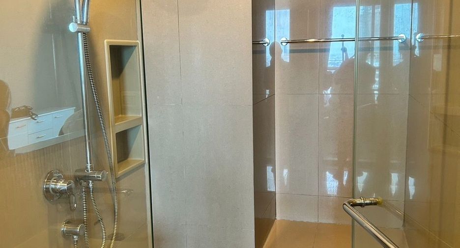 Wohnung zur Miete und zum Kauf mit 1 Zimmer in Khlong Toei, Bangkok