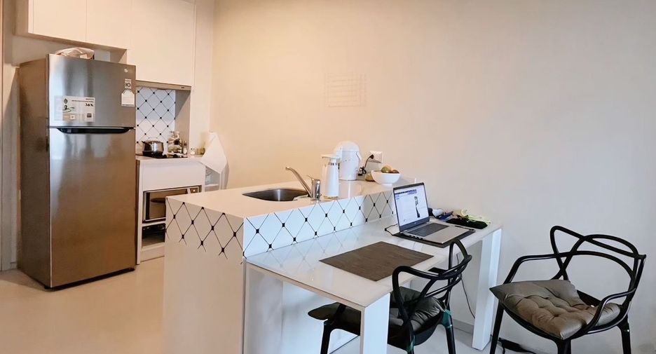 For rent and for sale 1 bed condo in Khlong Toei, Bangkok