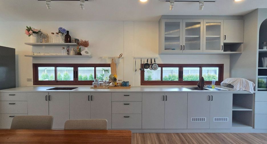 For rent 2 bedrooms house in Chatuchak, Bangkok