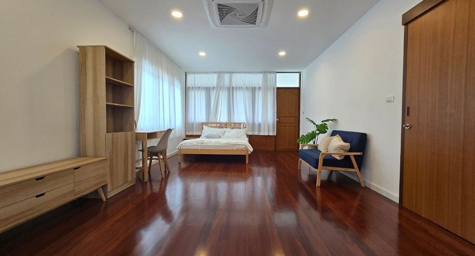 For rent 2 bedrooms house in Chatuchak, Bangkok