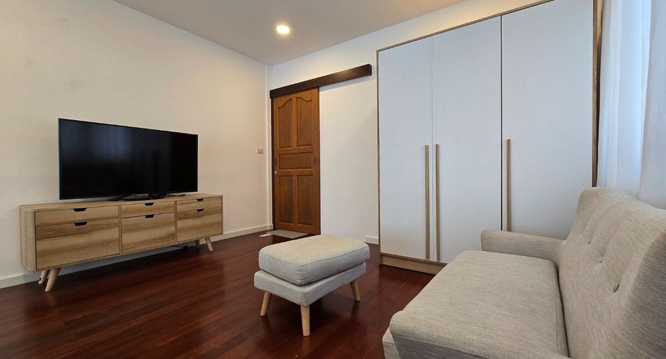 For rent 2 bedrooms house in Chatuchak, Bangkok