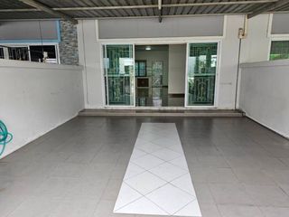 For sale 3 bed townhouse in Phan Thong, Chonburi