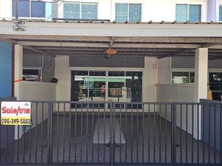 For sale 3 bed townhouse in Phan Thong, Chonburi
