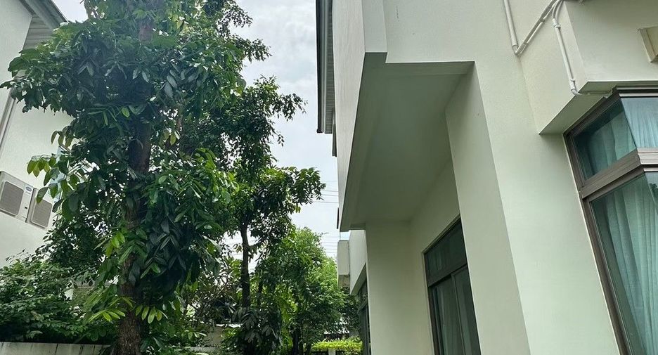 For rent 4 bedrooms house in Lat Krabang, Bangkok