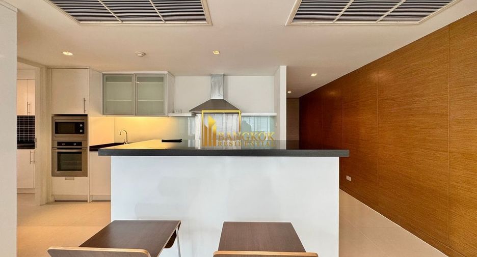 Apartamento en alquiler de 3 habitaciones en Watthana, Bangkok