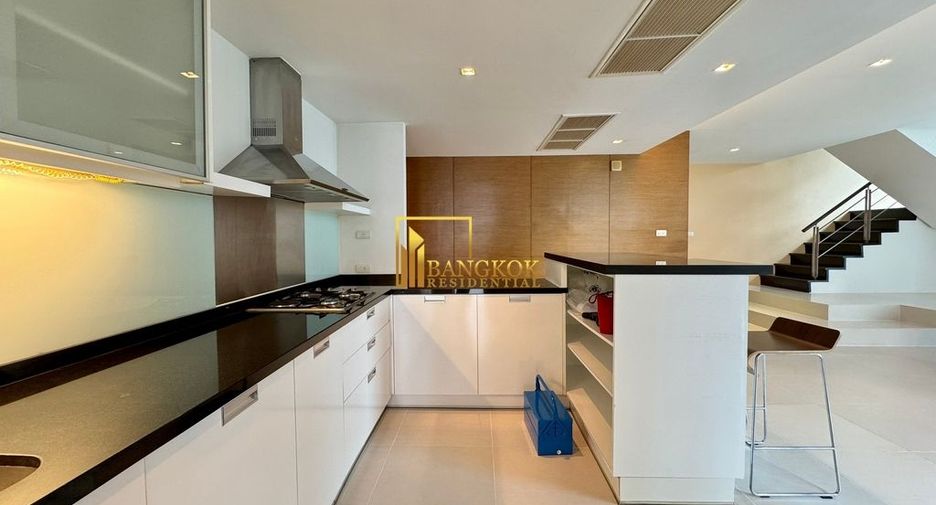 Apartamento en alquiler de 3 habitaciones en Watthana, Bangkok