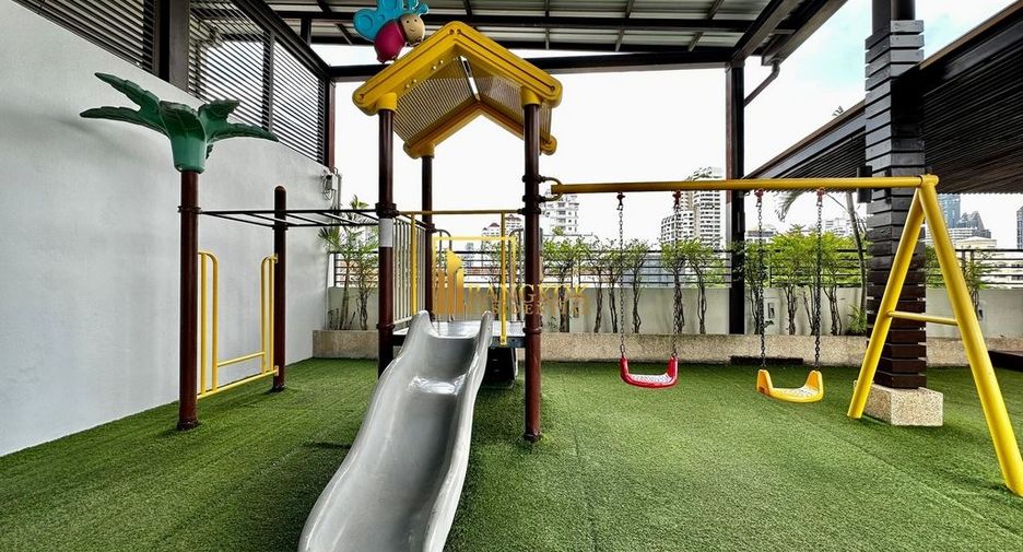 Apartamento en alquiler de 3 habitaciones en Watthana, Bangkok