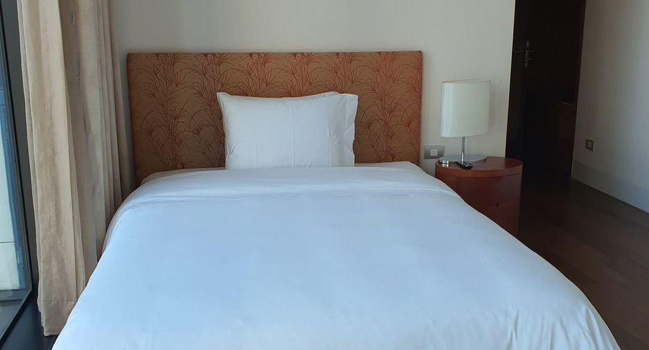 Wohnung zur Miete mit 4 Zimmer in Pathum Wan, Bangkok