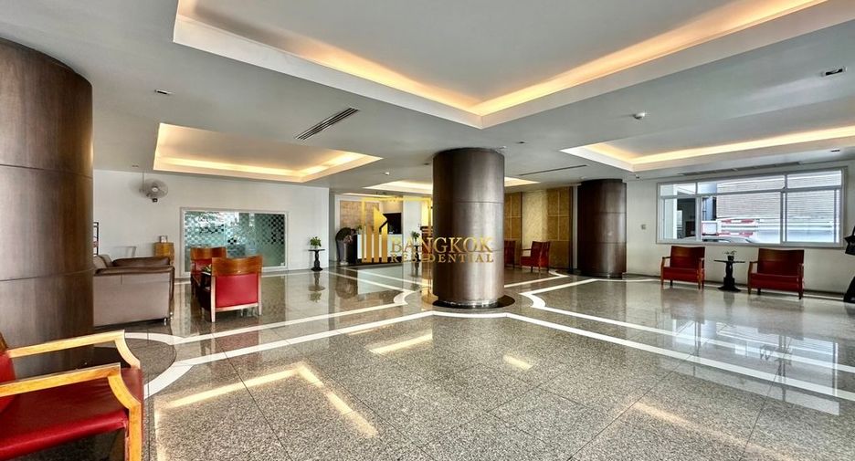 For rent 3 bedrooms condo in Khlong Toei, Bangkok