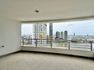 Condo en alquiler de 3 habitaciones en Sathon, Bangkok