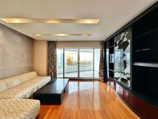 Condo en alquiler de 3 habitaciones en Sathon, Bangkok