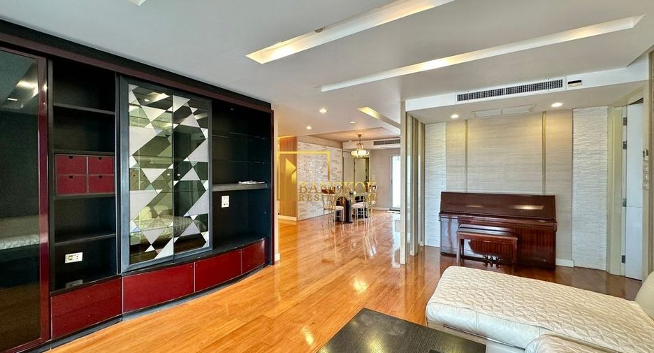 For rent 3 bedrooms condo in Sathon, Bangkok