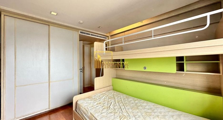 For rent 3 bedrooms condo in Sathon, Bangkok