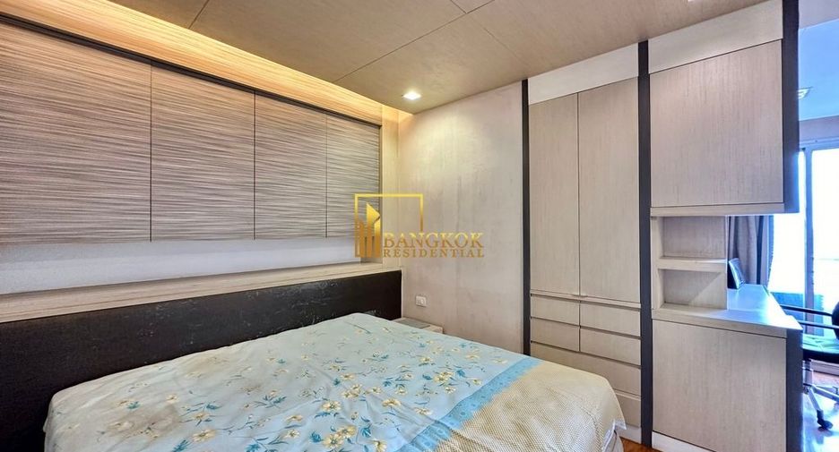 For rent 3 bedrooms condo in Sathon, Bangkok
