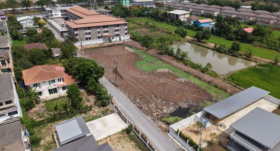 À vendre terrain à Thanyaburi, Pathum Thani