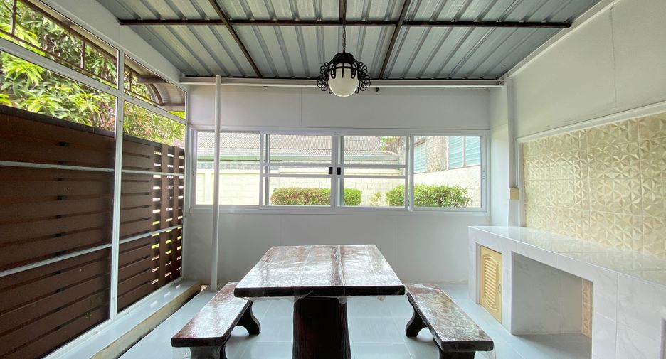 For rent 2 bedrooms house in San Sai, Chiang Mai