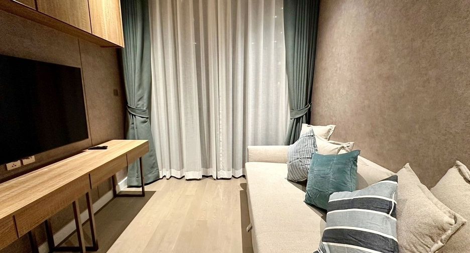 For sale 3 bedrooms condo in Sathon, Bangkok
