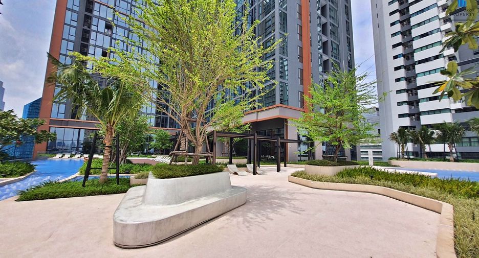For sale 3 bedrooms condo in Sathon, Bangkok