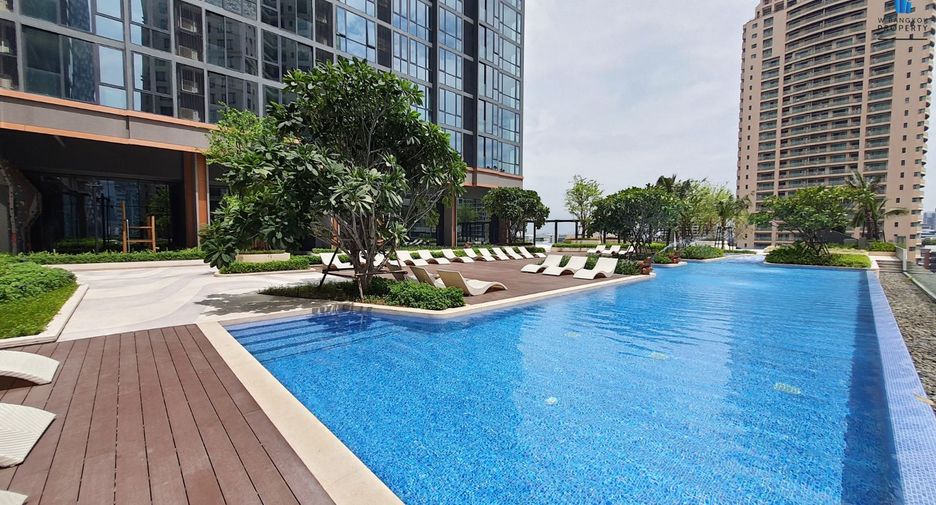 For sale 3 bedrooms condo in Sathon, Bangkok