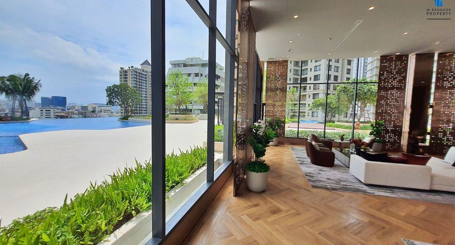 For sale 3 bedrooms condo in Sathon, Bangkok