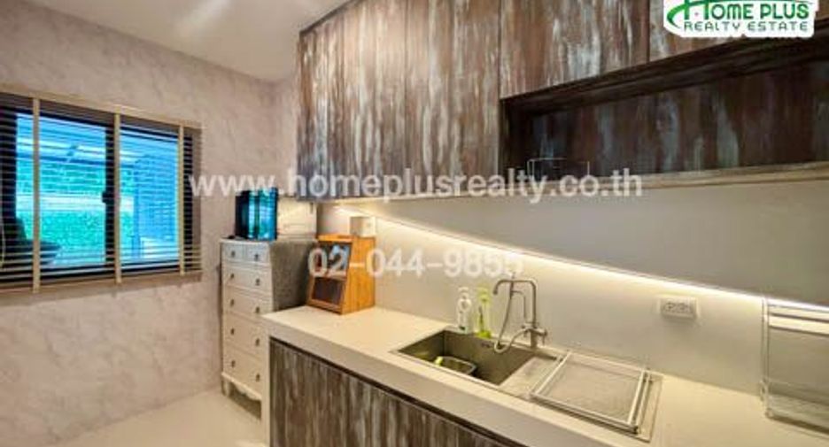 For sale 3 bed house in Pak Kret, Nonthaburi