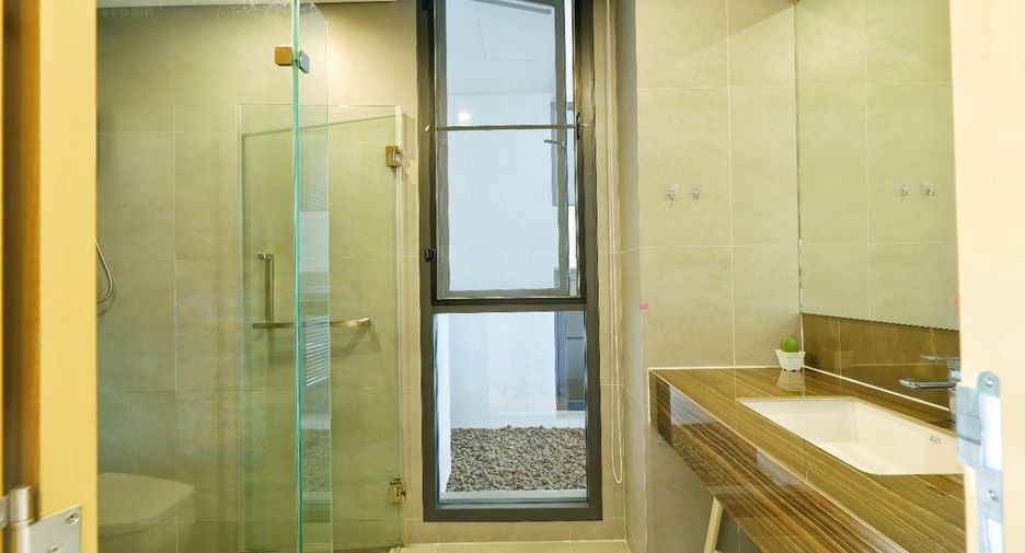 For sale 4 ベッドルーム house in Yan Nawa, Bangkok