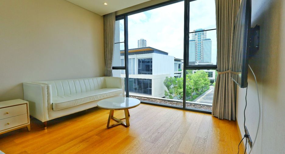 For sale 4 ベッドルーム house in Yan Nawa, Bangkok