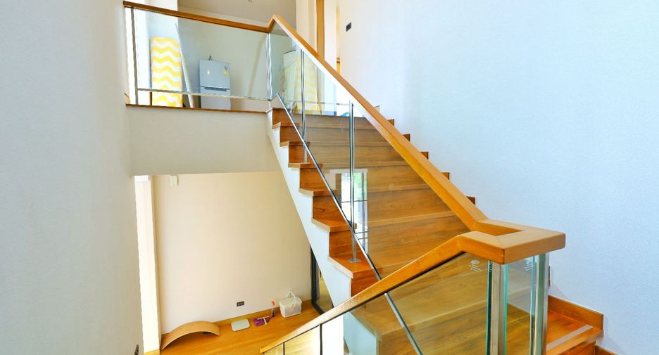 For sale 4 ベッドルーム house in Yan Nawa, Bangkok